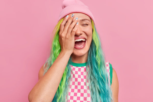 Berapa Lama Mengecat Rambut dan Penyebab Warna Tidak Keluar