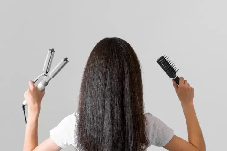Rambut Rusak Akibat Catok dan Hair Dryer? Ini Cara Memulihkannya