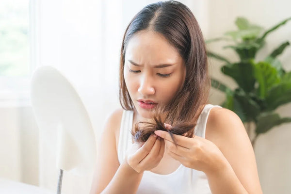 Cara-Menghilangkan-Rambut-Bercabang-dan-Solusinya-yang-Ampuh