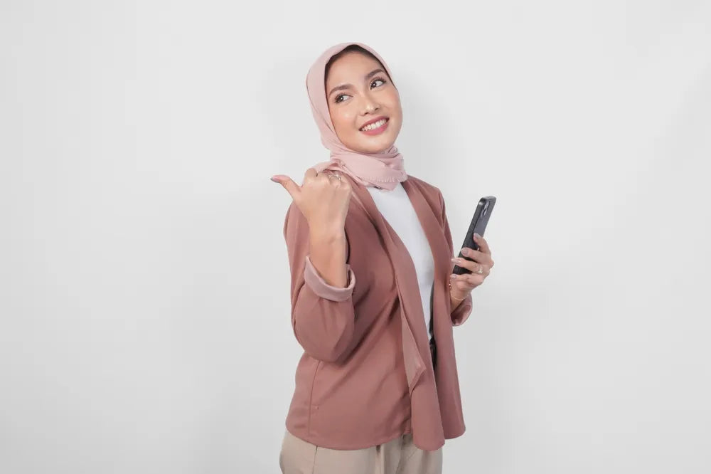 Rambut Bau Apek Saat Berhijab? Ini Solusinya yang Bisa Kamu Coba