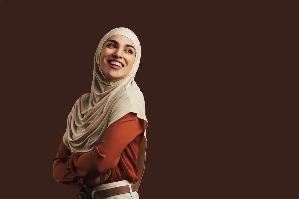 Pentingnya Mengeringkan Rambut Sebelum Berhijab: Rahasia Rambut Sehat di Balik Hijab
