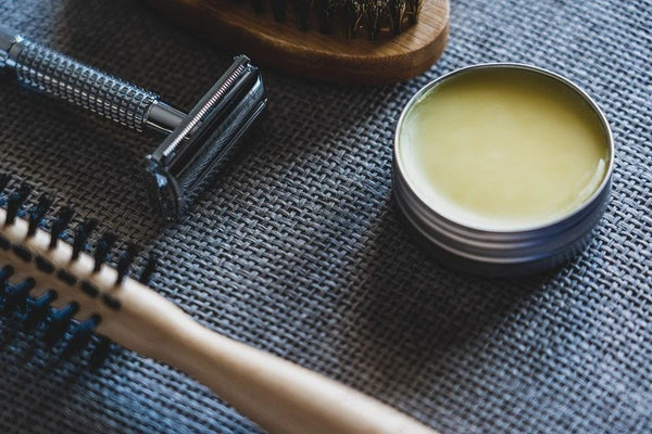 Pomade Rambut Menyebabkan Kerontokan