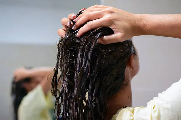 Kondisioner Rambut: Rahasia Rambut Lembut, Halus, dan Mudah Diatur